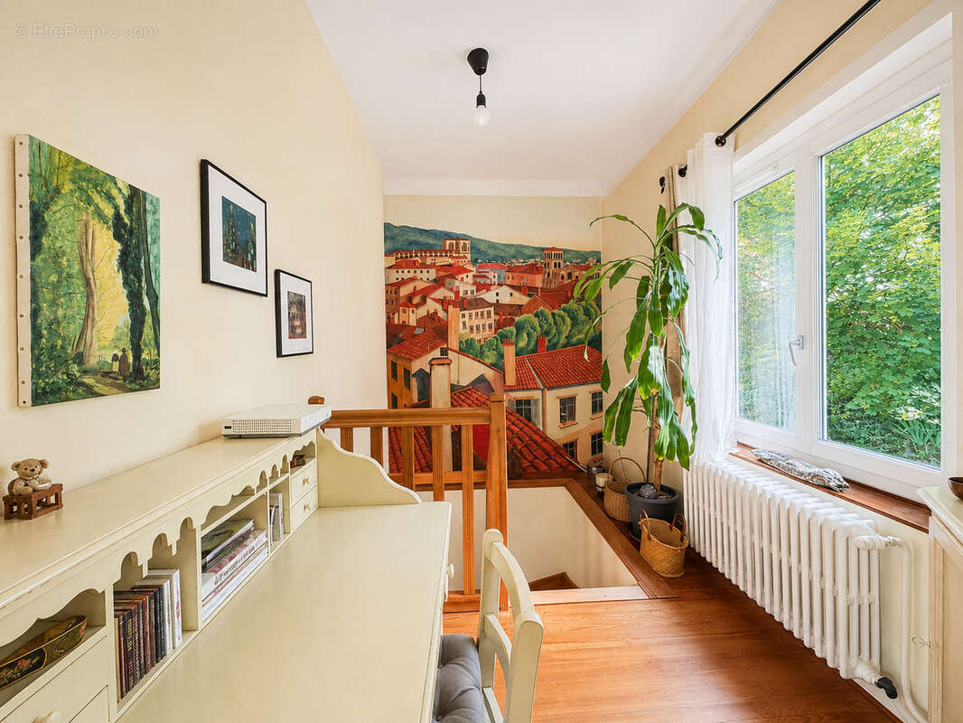 Maison de charme située Montée Saint-Marcel à Vienne - photo 9