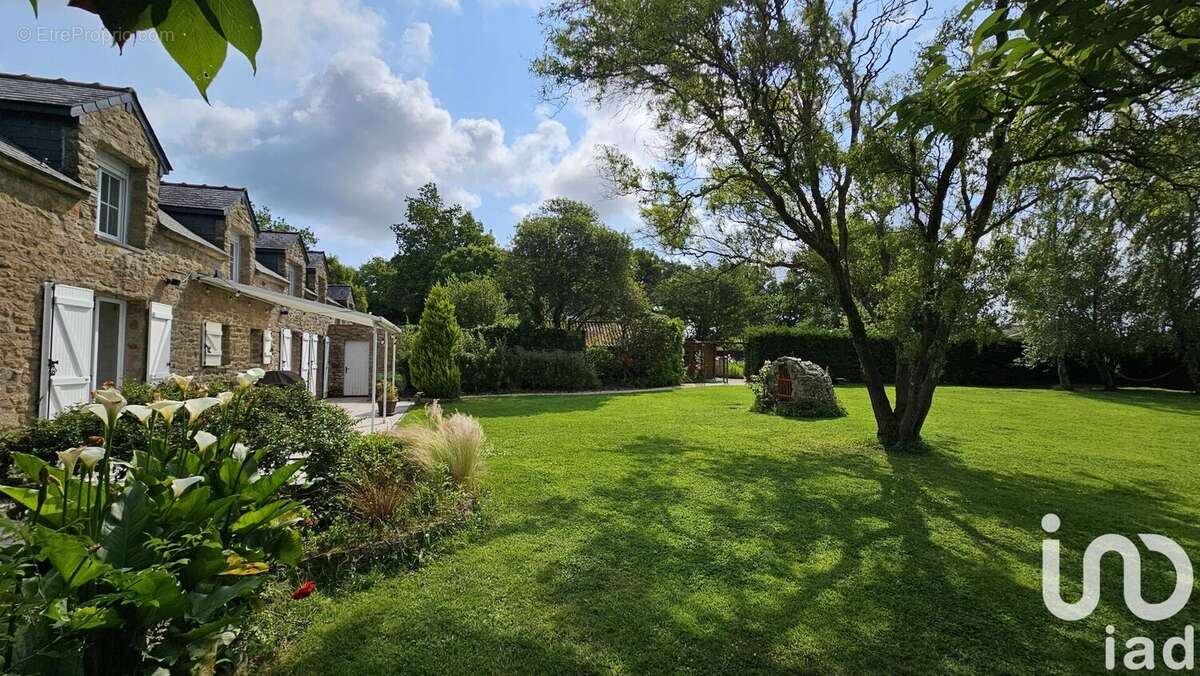 Photo 2 - Maison à CORDEMAIS