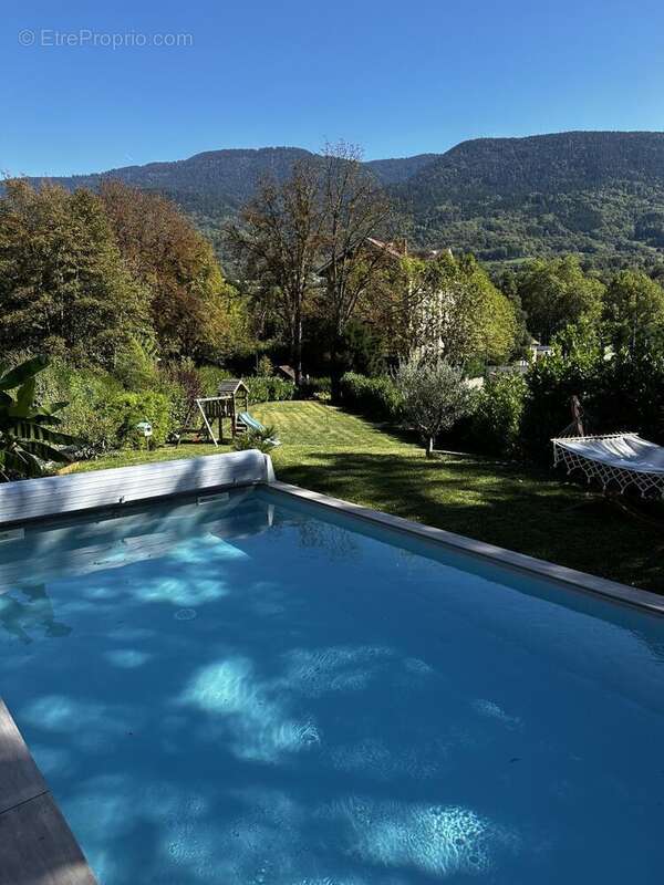 Maison à VAULNAVEYS-LE-HAUT