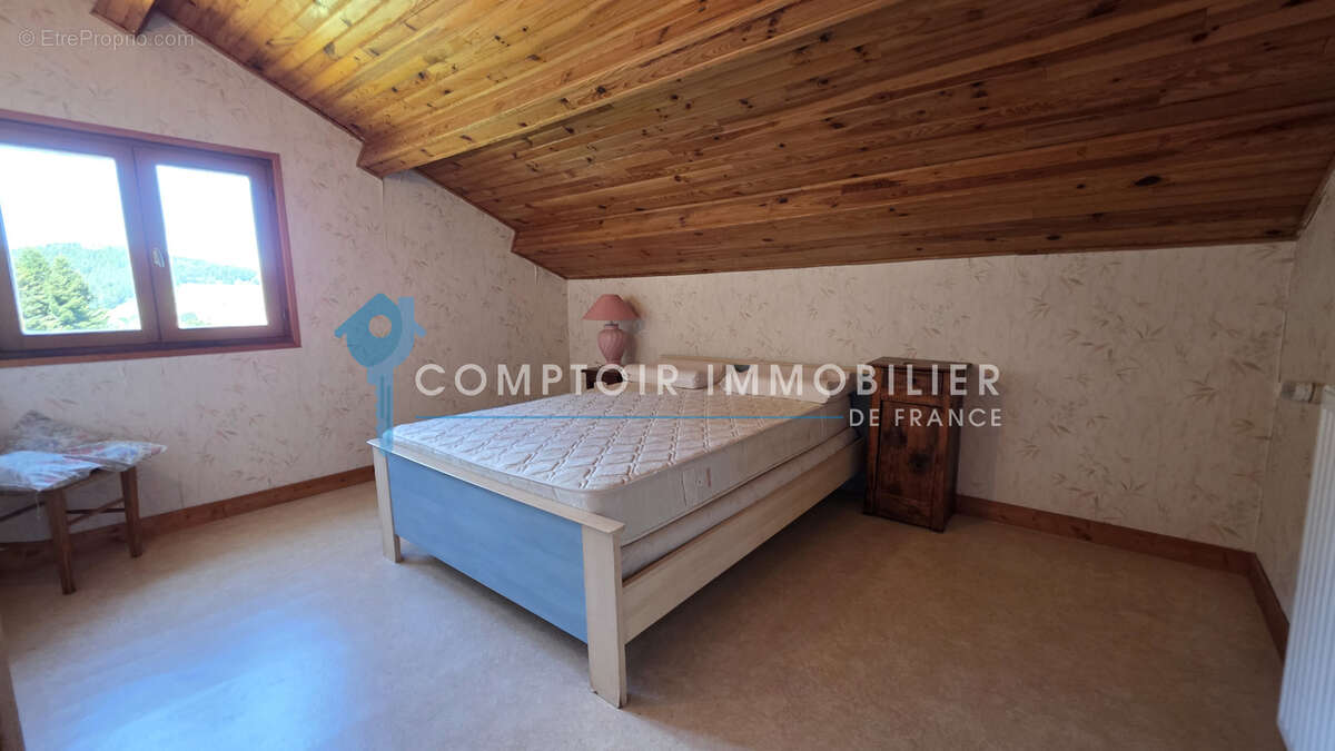 Maison à COUCOURON
