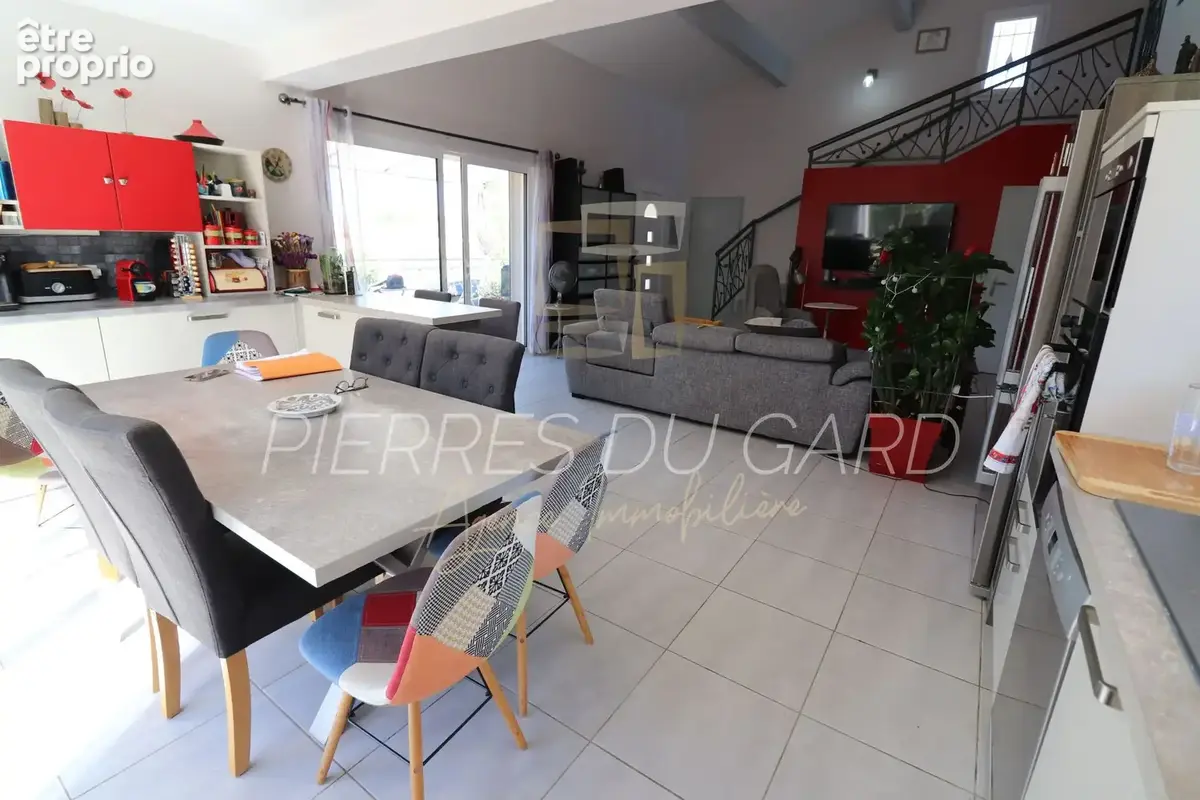 Maison 91 m² à vendre à Uzes (30700) - photo 8