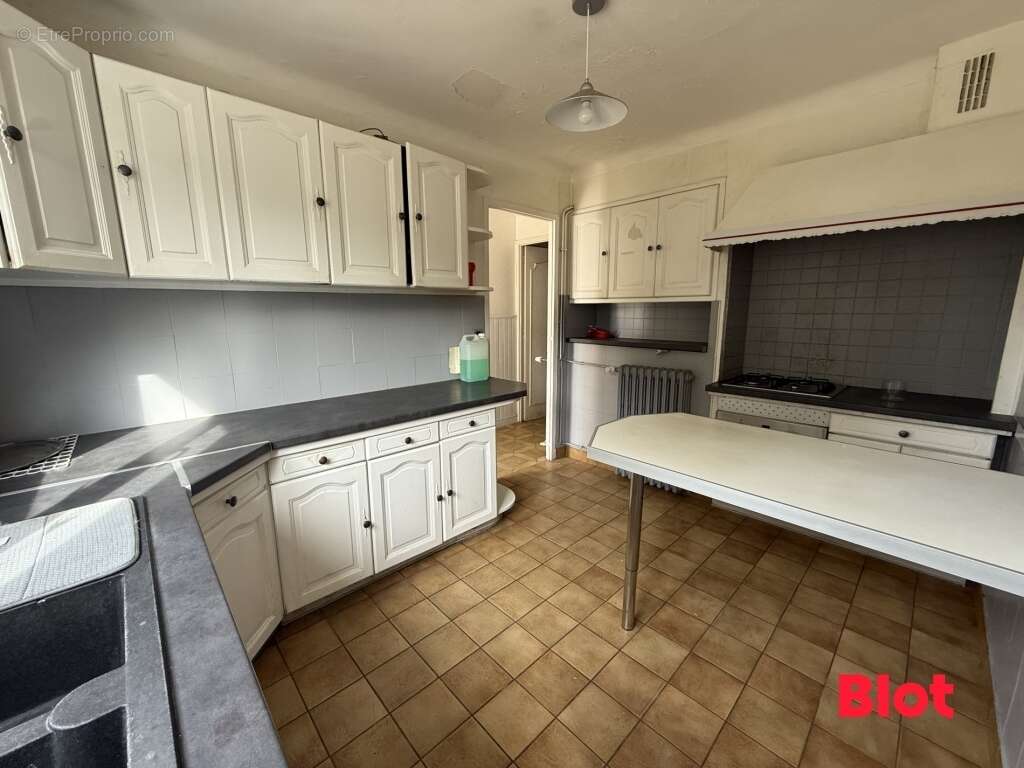 Maison à SAINT-SEBASTIEN-SUR-LOIRE