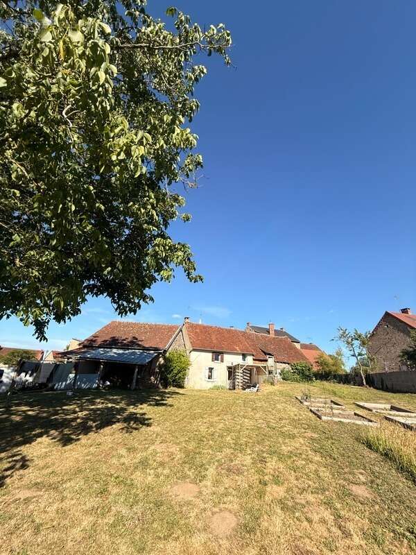 Maison en pierre entièrement rénovée, 95m², avec dépendances, terrain de 1154m² 148 000 € - photo 48