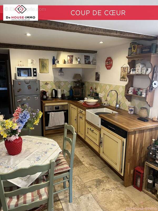 Appartement à GREOLIERES