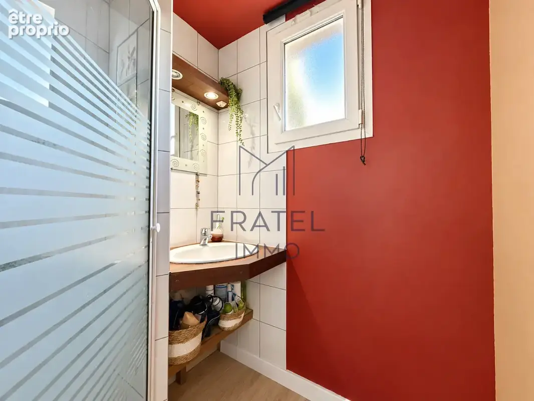 Maison familiale 6 pièces de 119 m2 avec jardin, terrasse et piscine - photo 20