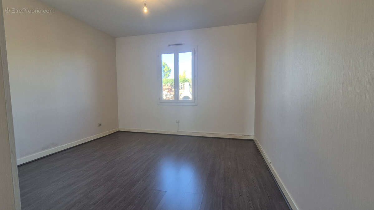 Maison à SAINT-MARTIN-LALANDE