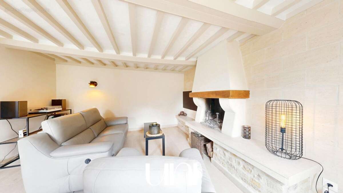 Maison à JUAYE-MONDAYE