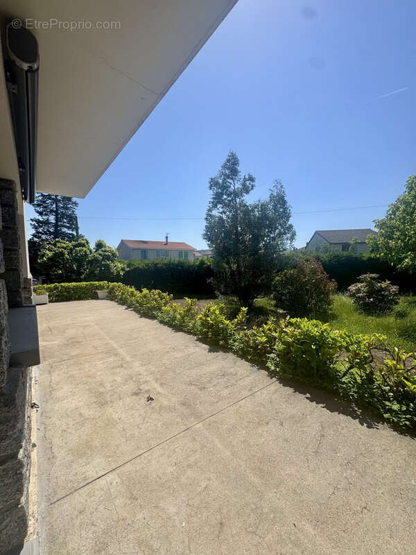 Appartement à SAINT-JUST-SAINT-RAMBERT
