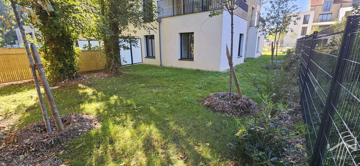 Appartement récent 2025 avec jardin de 181 m2 - photo 17