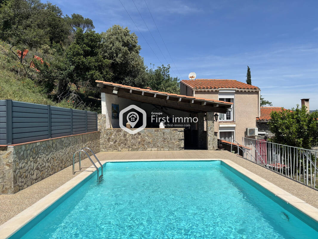 Maison à SAINT-MICHEL-DE-LLOTES