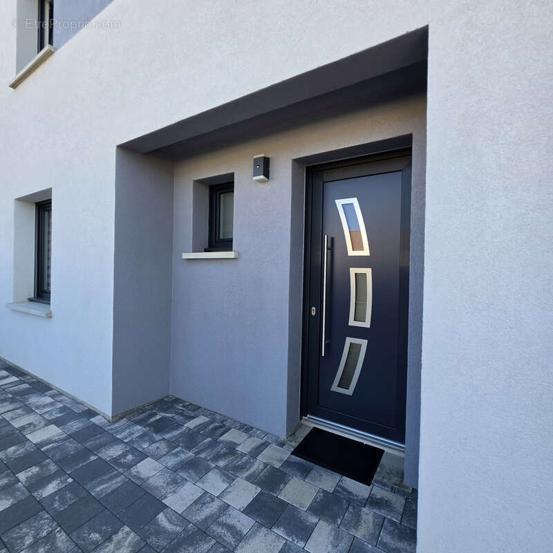 Grande maison familiale CONTEMPORAINE individuelle - photo 2