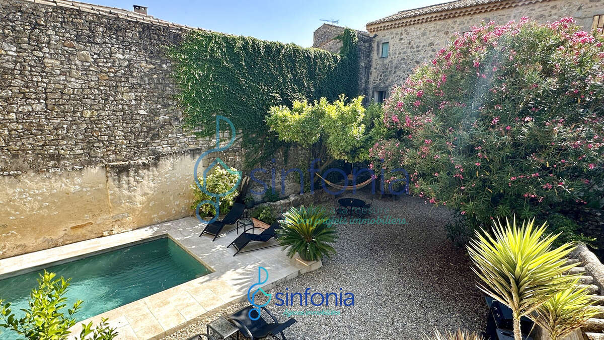 Propriété de charme avec piscine à 7 minutes d’Uzès - photo 17