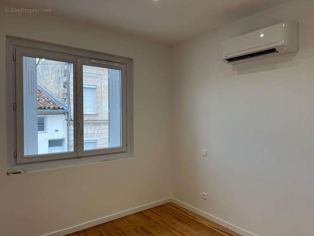 Maison 131 m² rénovée en 2024 avec dépendances LIBOURNE - photo 17