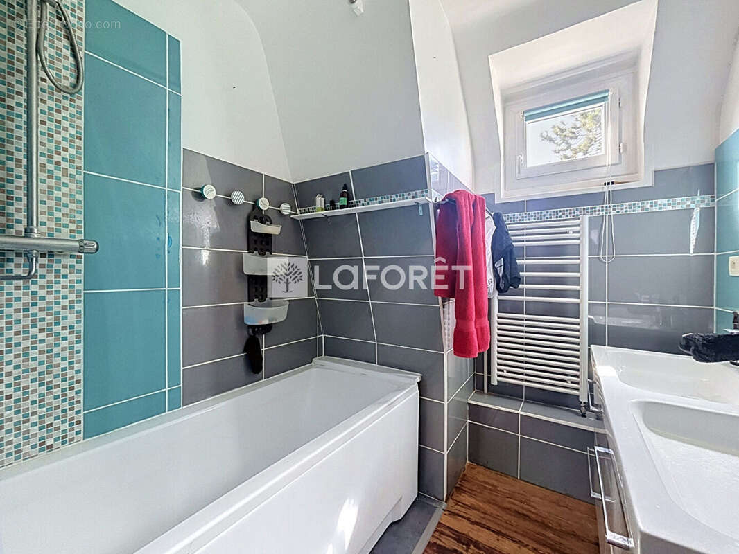 Maison 81 m² à Falaise  - photo 9
