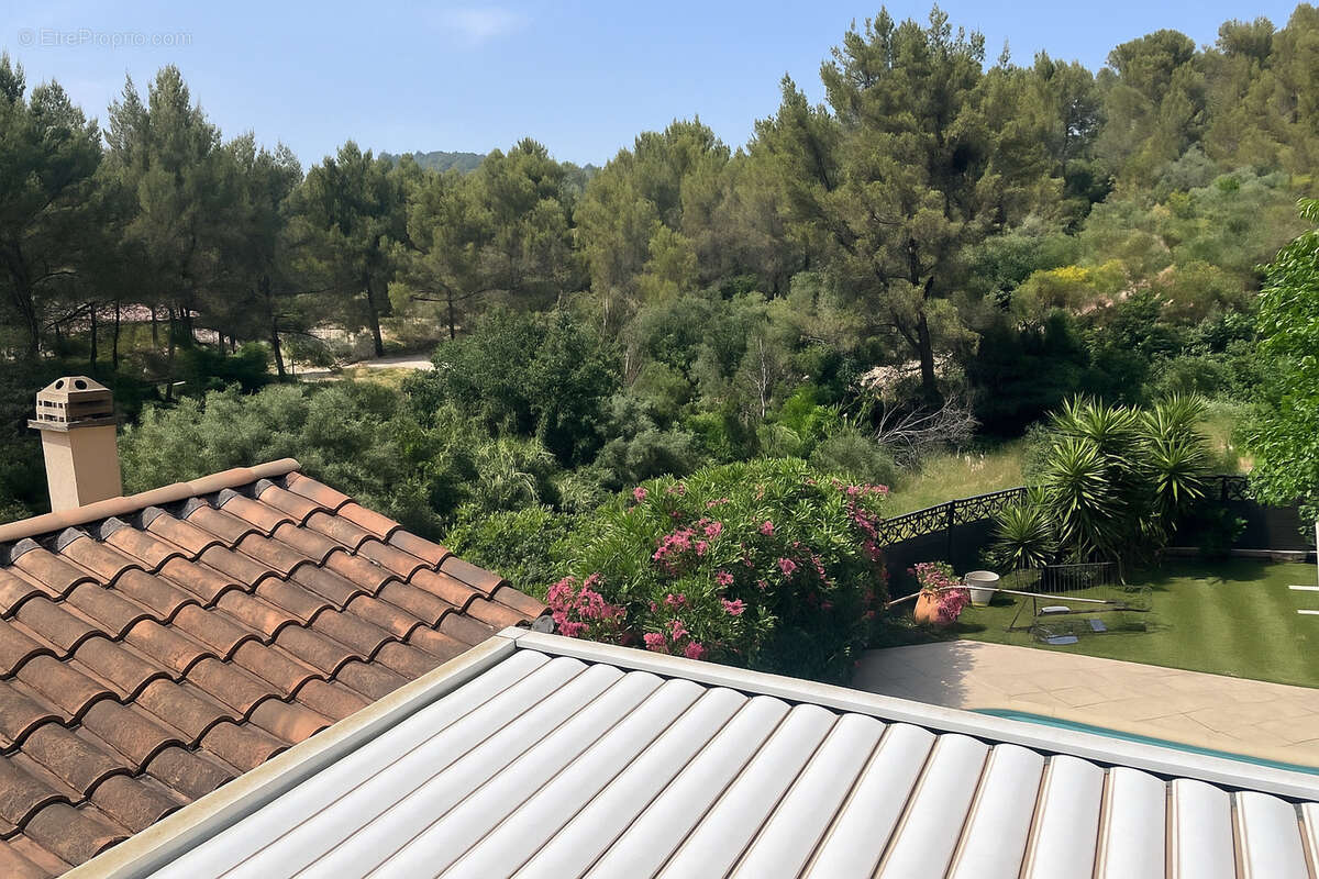 Maison à SOLLIES-TOUCAS