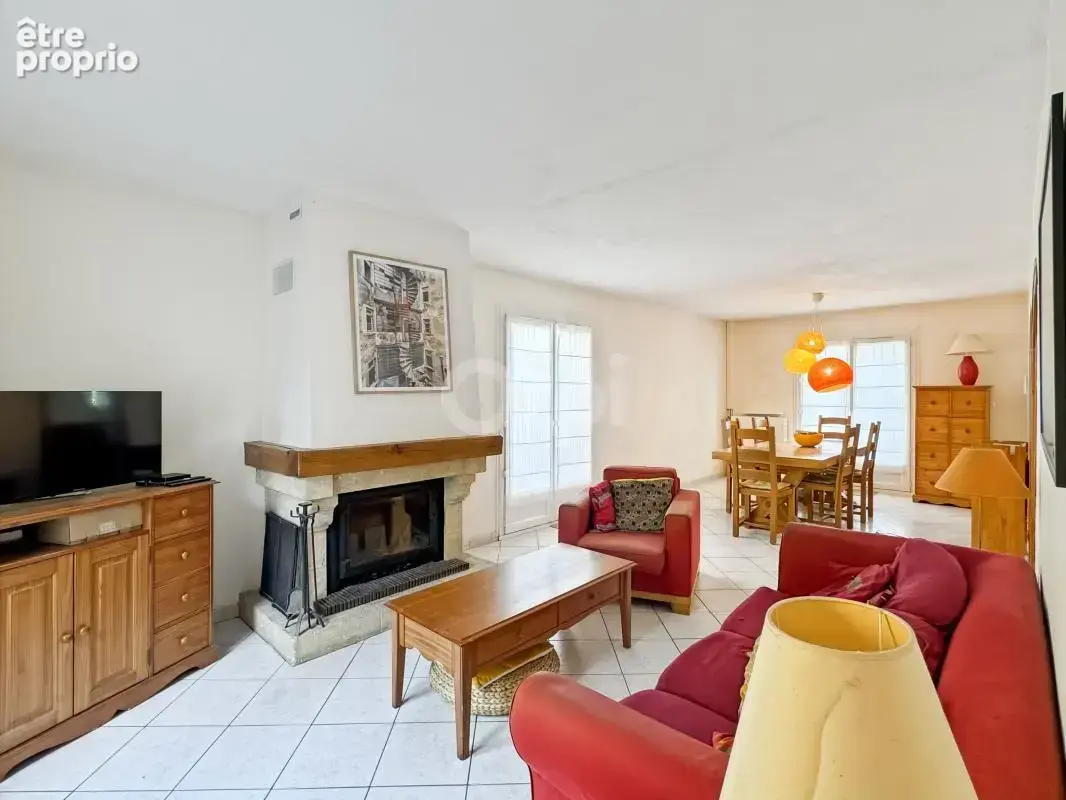 Photo Maison à Saint-Sebastien-De-Morsent au prix de 199 000€