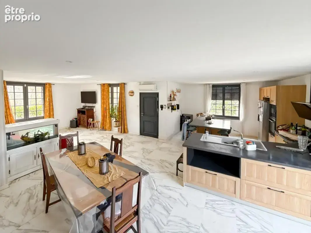  À VENDRE – DOUZILLAC (24190) Maison rénovée avec piscine – 156 m² habitables – Terrain clos de 1 326 m² – 195 000€ FAI - photo 8