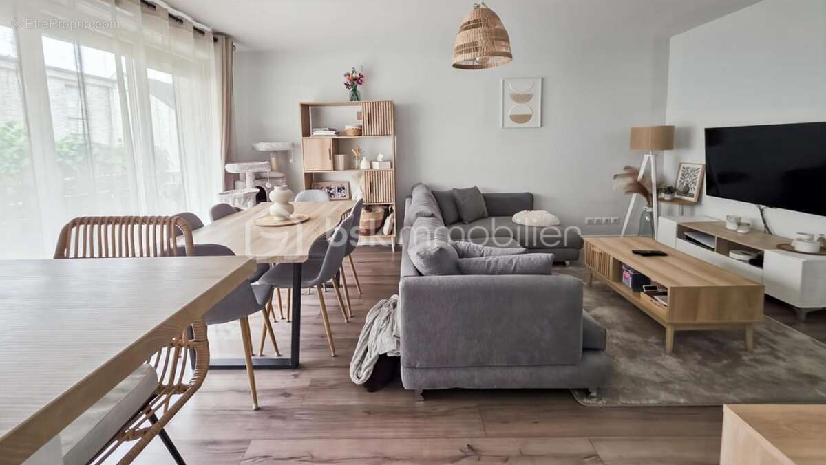 Appartement à CORBEIL-ESSONNES