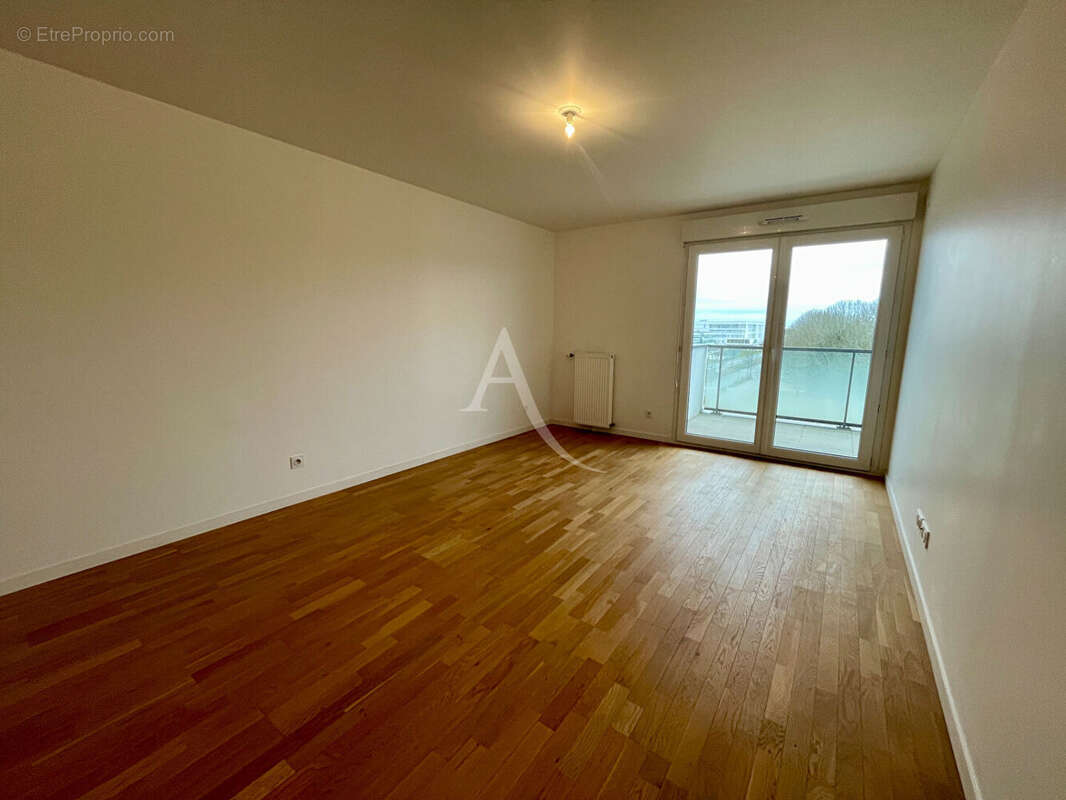 Appartement à GIF-SUR-YVETTE