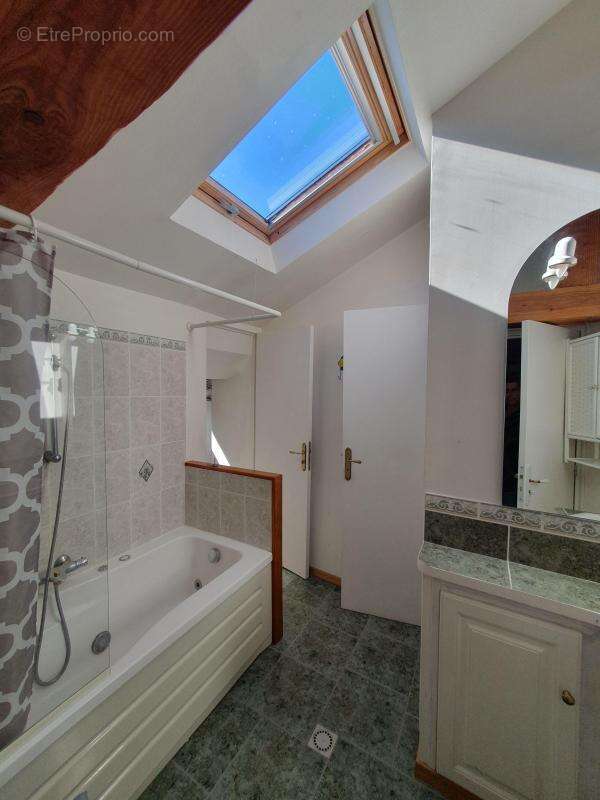 Maison à SAINT-PAUL-LE-JEUNE