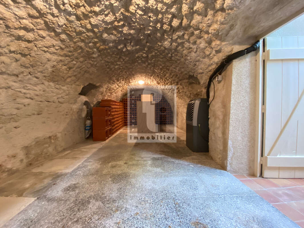 Maison à GREZ-SUR-LOING