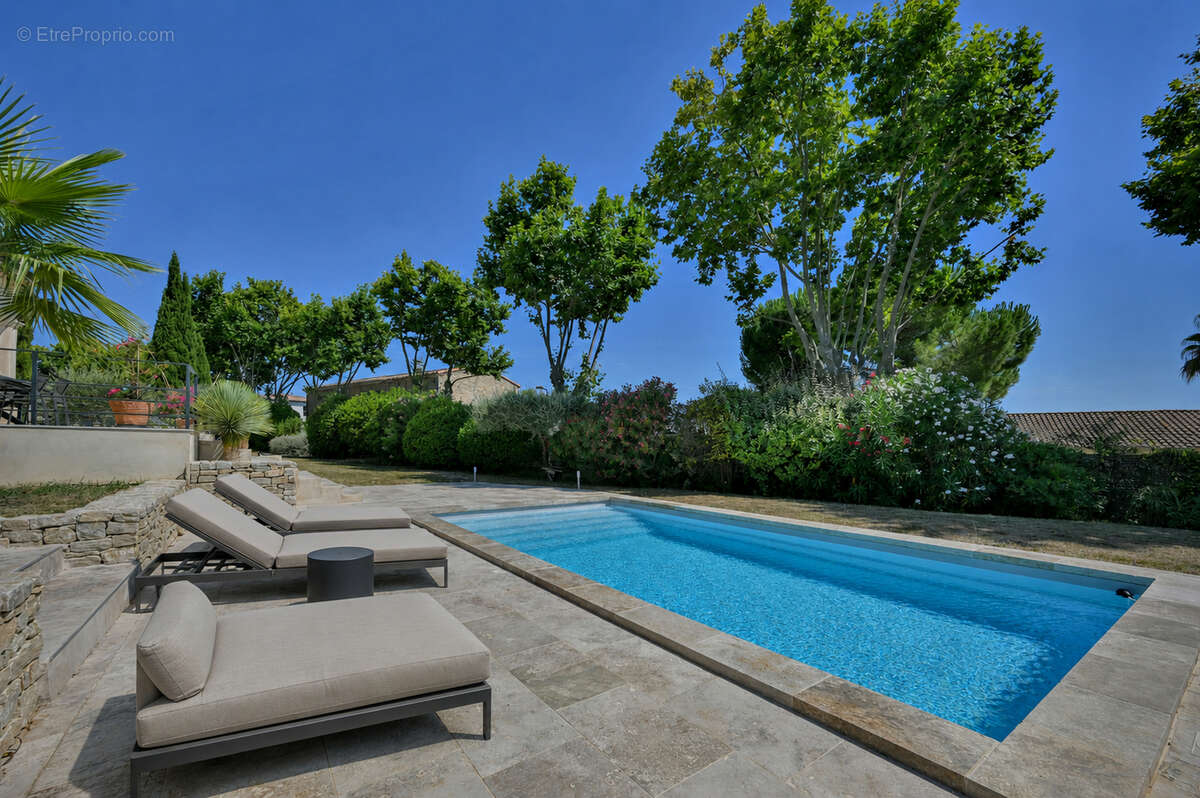 Villa Nages Et Solorgues 5 pièces 113 m2-1628 m2 + garage et piscine - photo 4