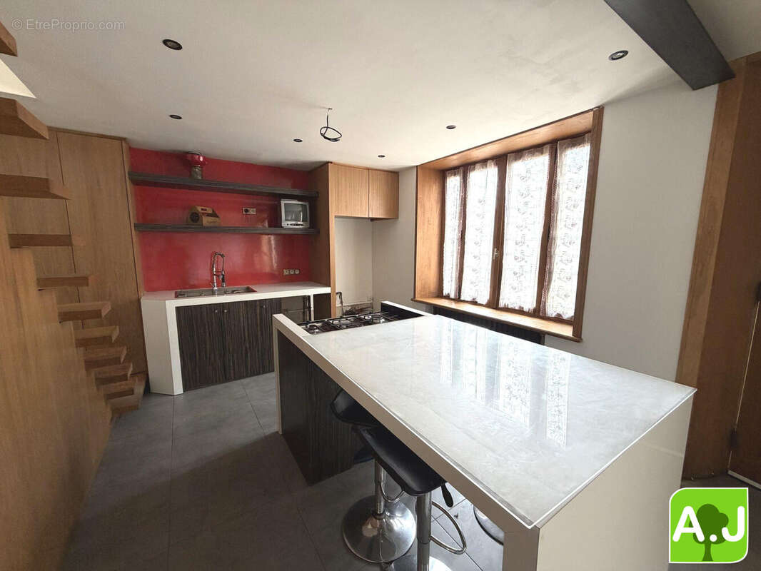 Maison 111 m² à Bois-Le-Roi  - photo 3