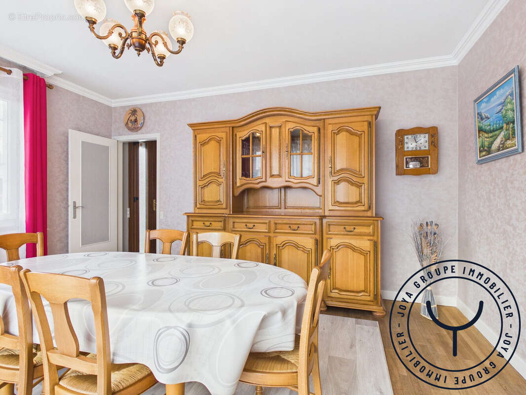 Maison à ROMILLY-SUR-SEINE
