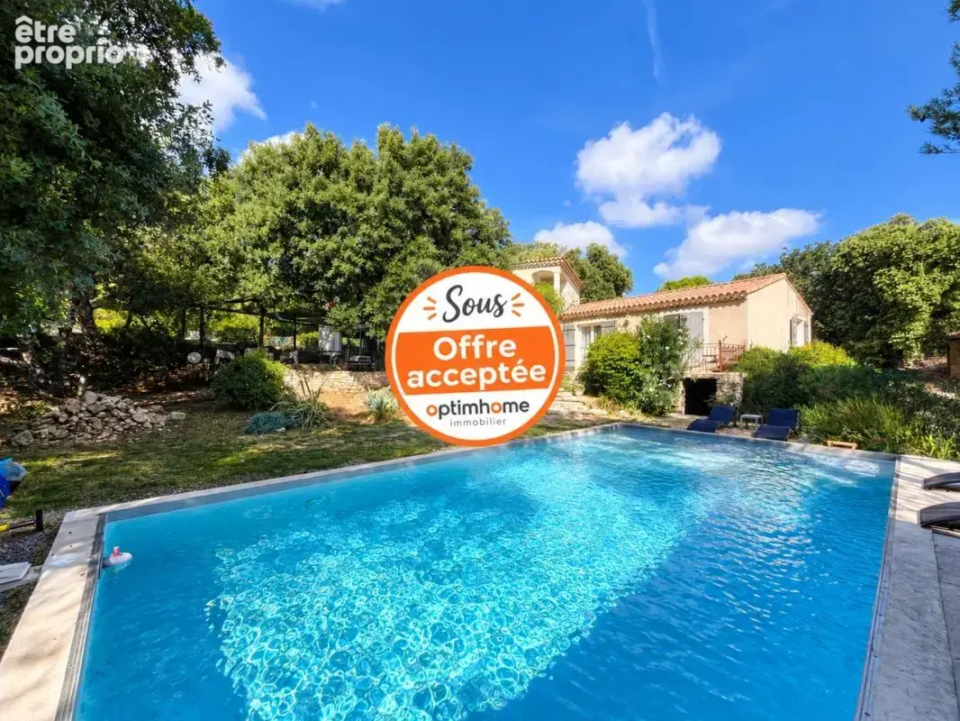 Maison à SAINT-RESTITUT