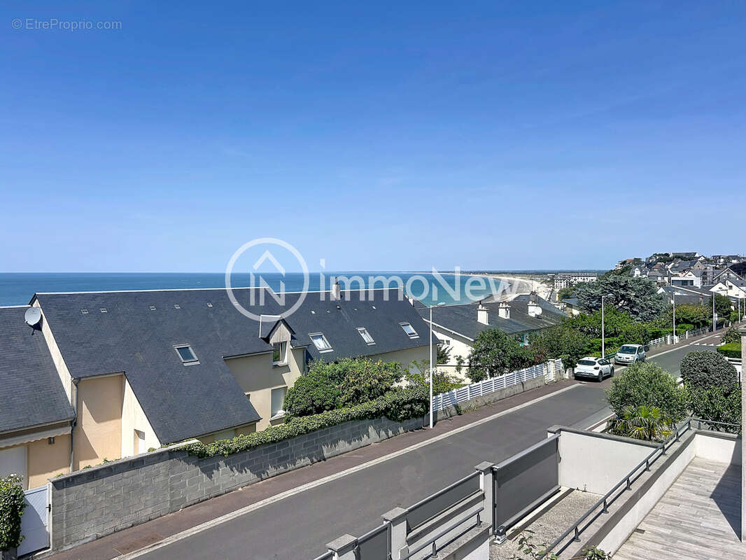 Maison à DONVILLE-LES-BAINS