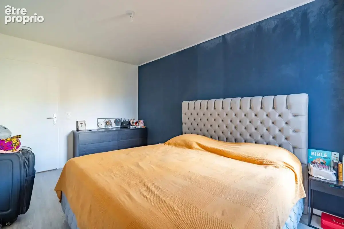 Appartement de 4 pièces de 85 m² à Stains - photo 6