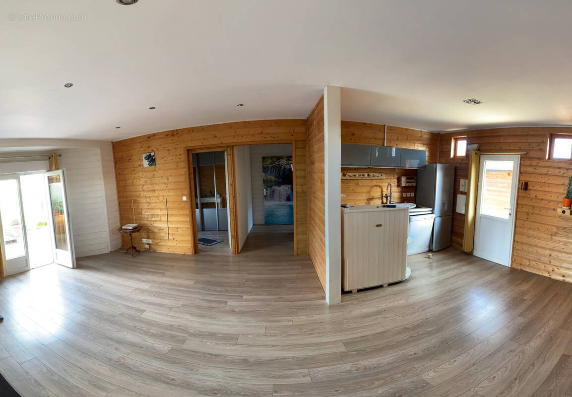 Maison à OUISTREHAM