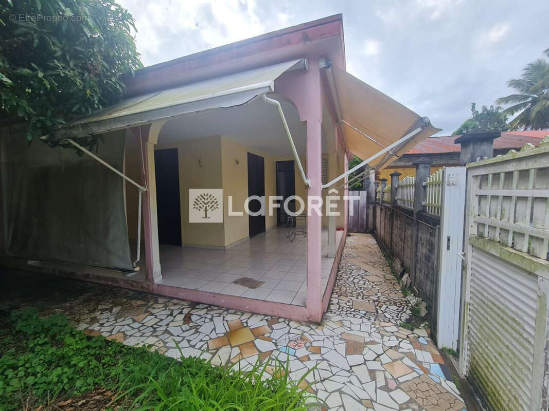 Maison Morne A L Eau 3 pièce(s) 57 m2 avec un local de 200 m² - photo 5