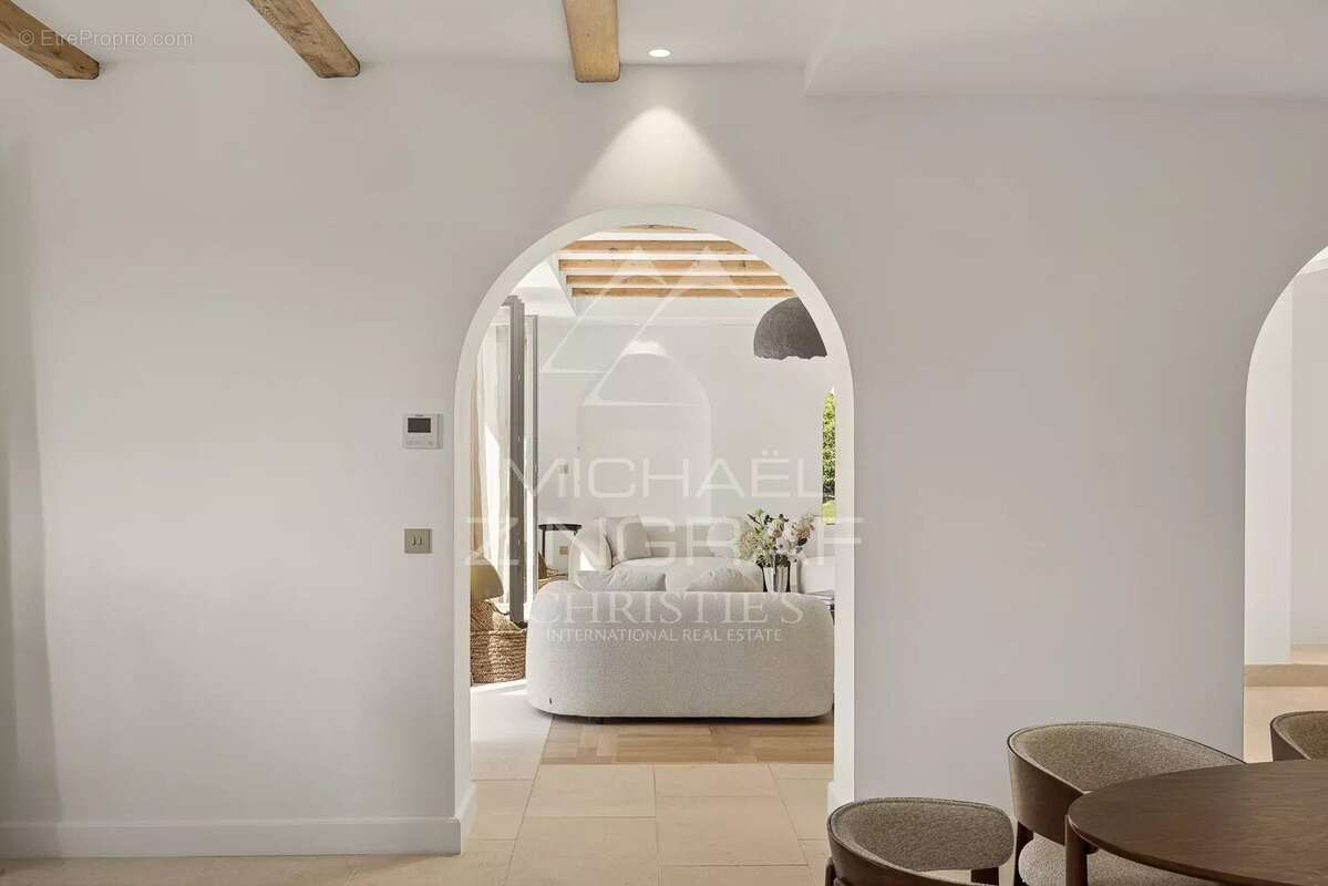 Maison à ANTIBES