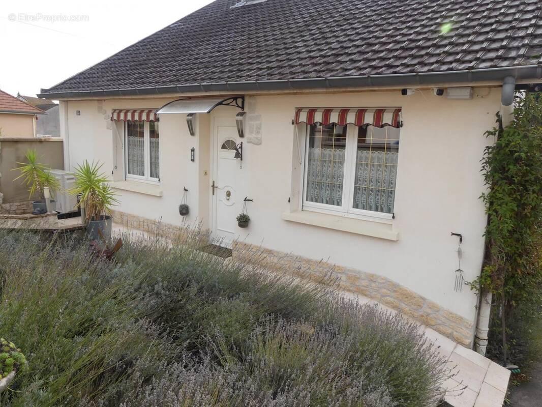 Maison à LE CREUSOT