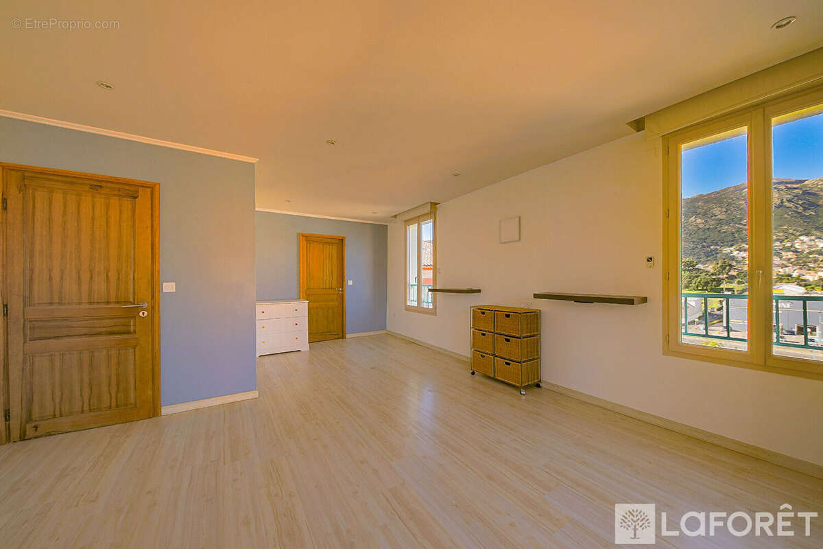 Appartement à BIGUGLIA