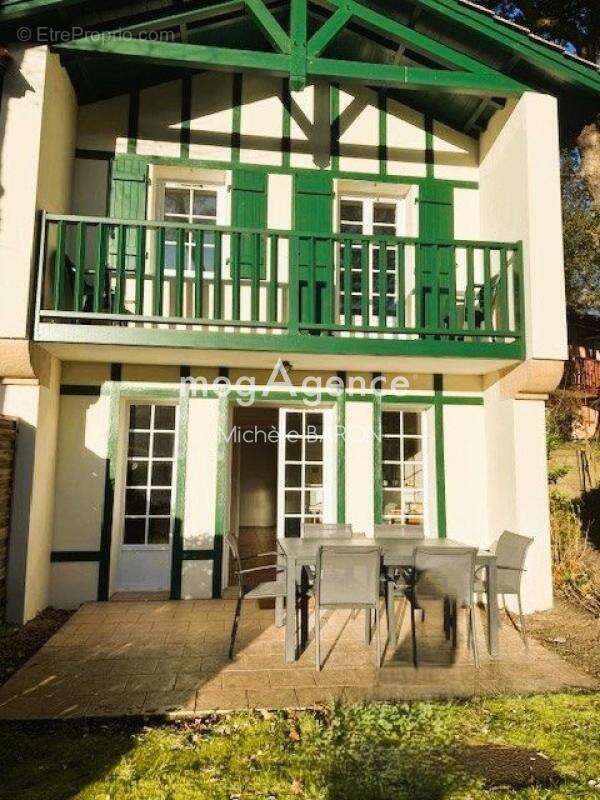 Maison à MOLIETS-ET-MAA
