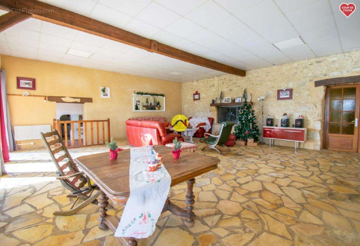 Maison à BEAUMONT-DU-PERIGORD