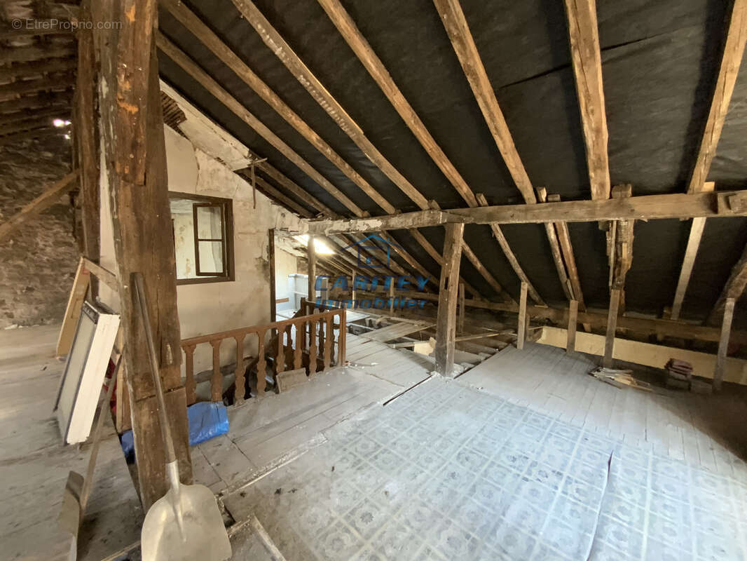 Appartement à LURE