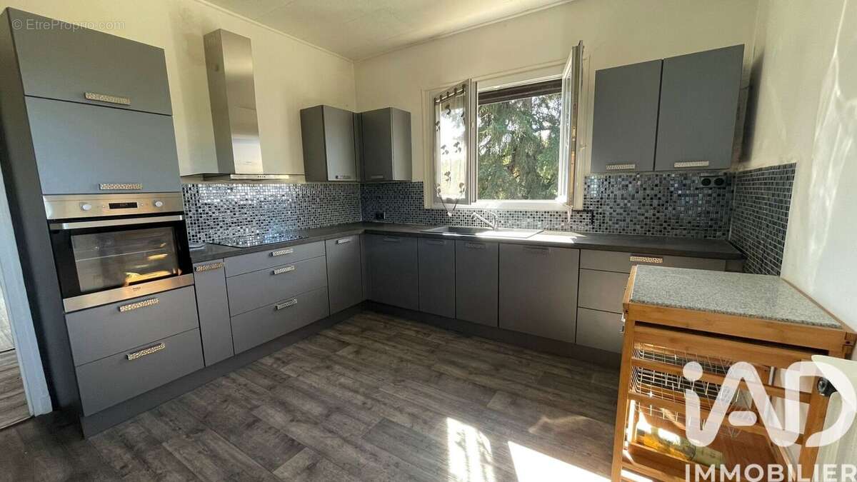 Maison 101 m² à Bergerac  - photo 4