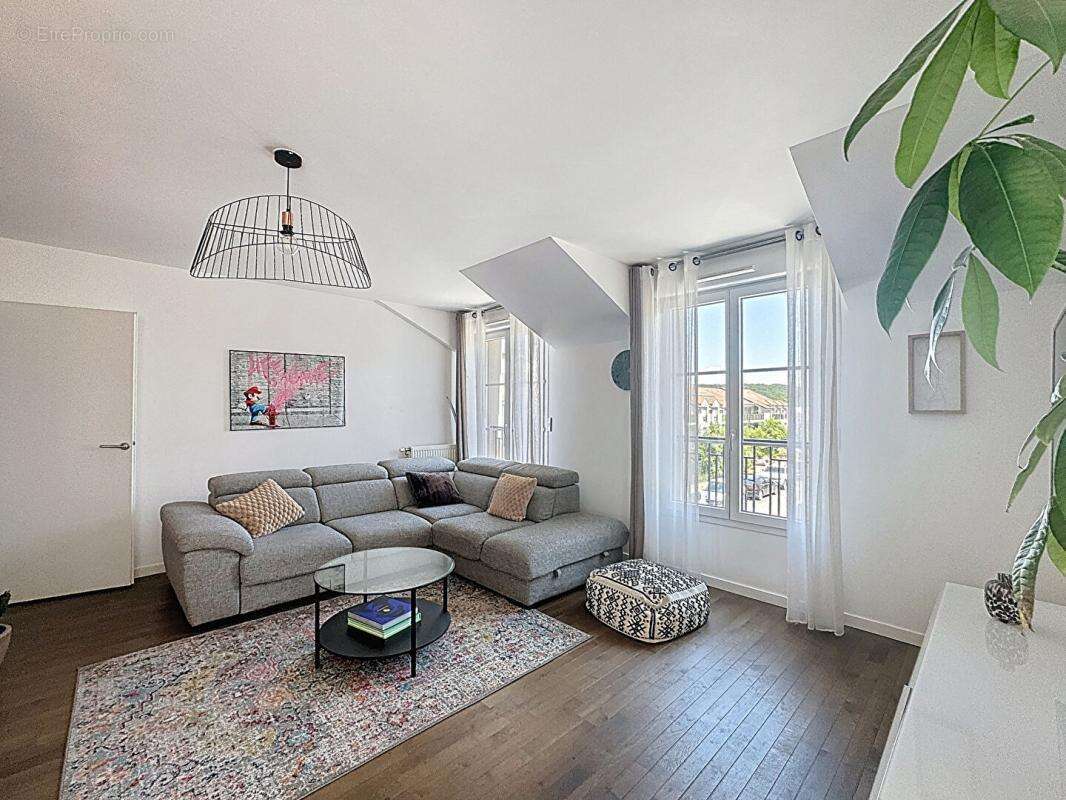 Appartement à BIEVRES