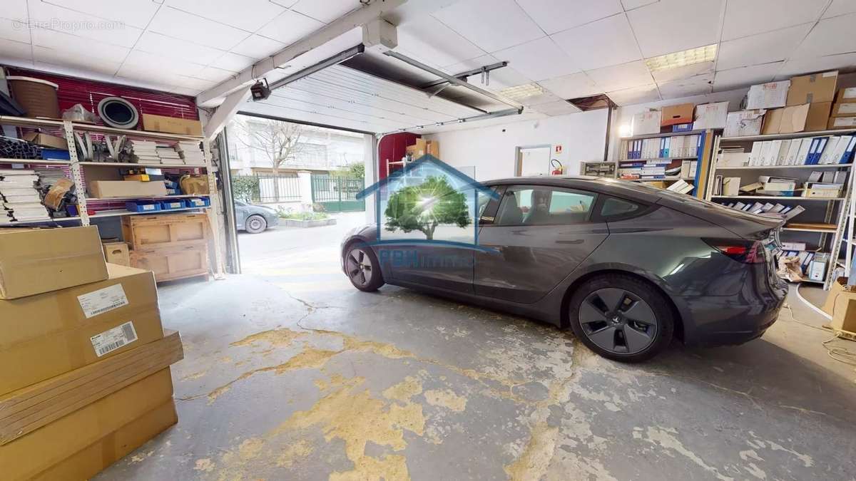 Appartement à COURBEVOIE