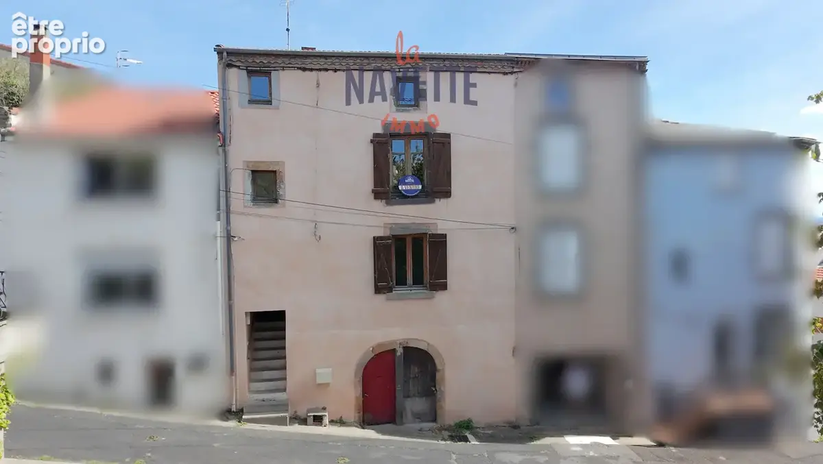 Maison à VEYRE-MONTON