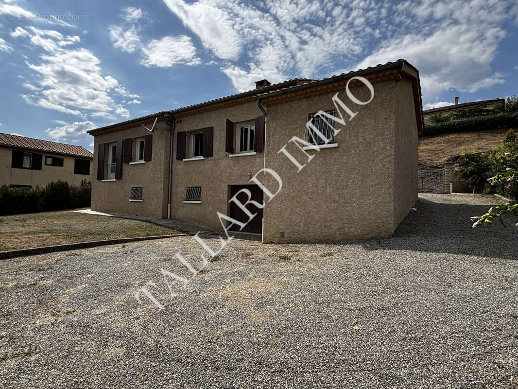 Tallard centre, villa de plain pied sur sous sol complet, terrain 933 m2 - photo 6