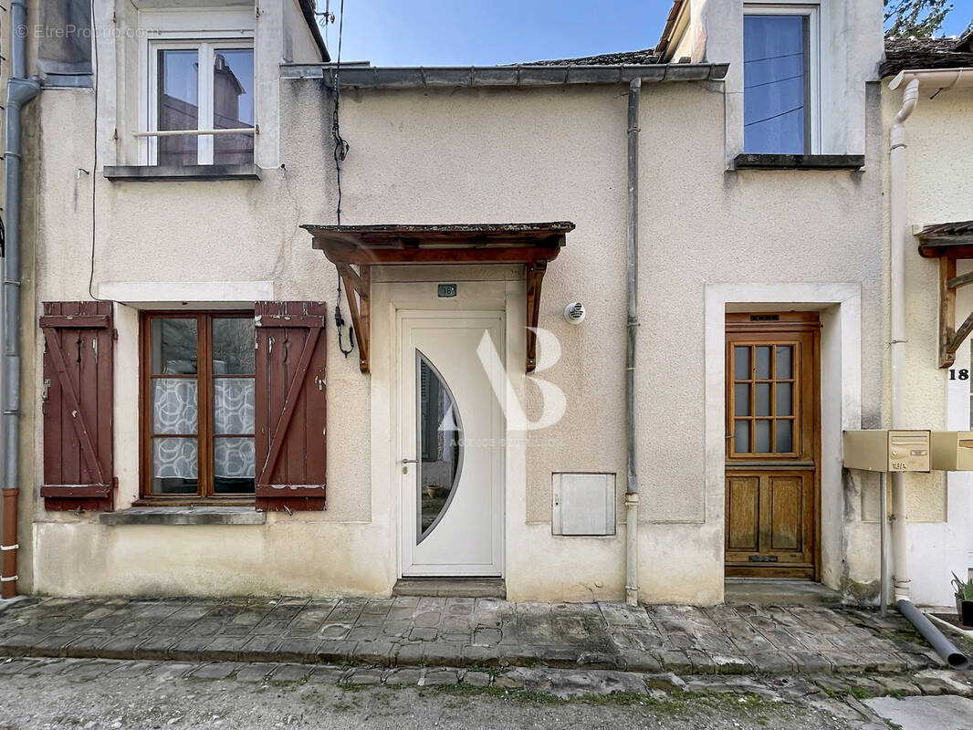 Maison à HERICY
