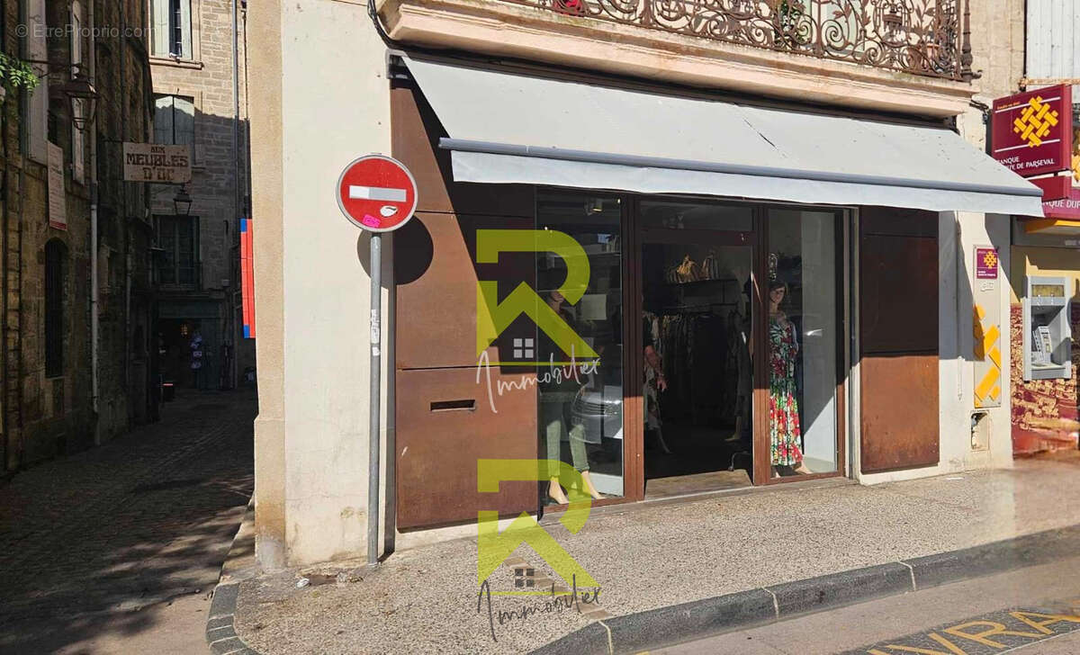 Commerce à PEZENAS