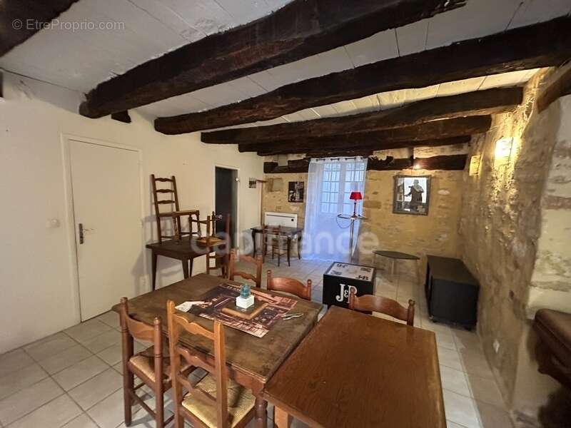 Maison de bourg à vendre 4 pièces env 211m² EXCIDEUIL (24)patio et jardin - photo 35