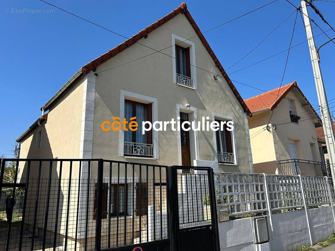 Maison à VILLENEUVE-SAINT-GEORGES