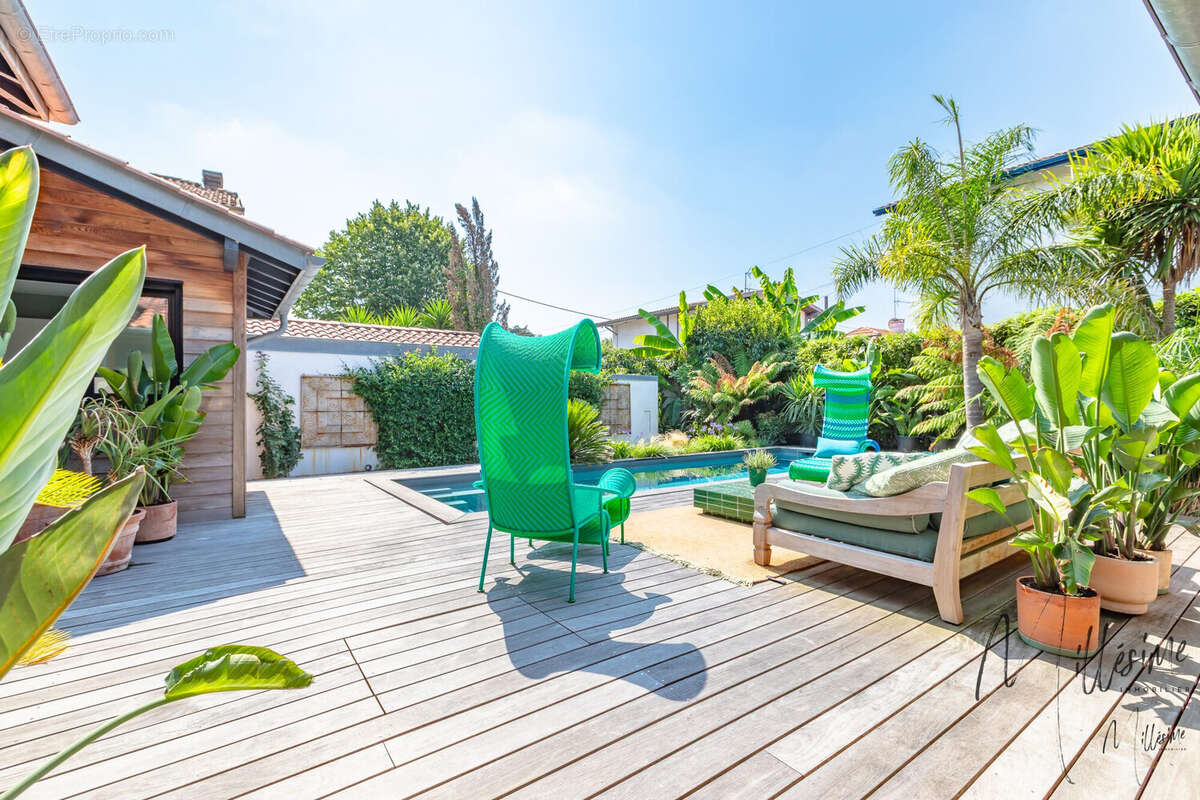 Maison 154 m² à Anglet  - photo 2