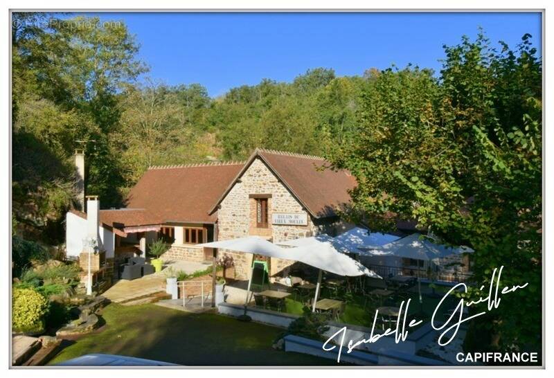 Maison à NERIS-LES-BAINS